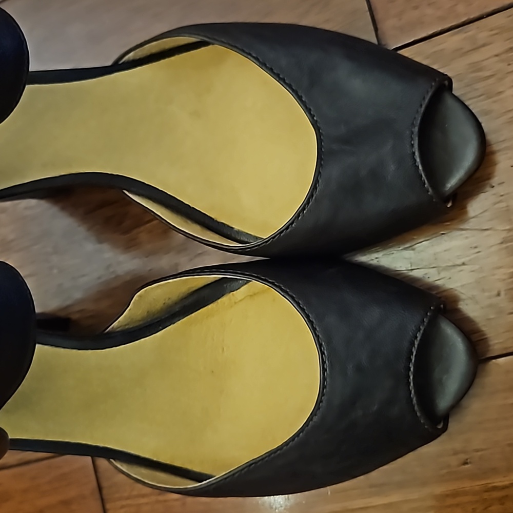 FRYE Kelsey Leather Ankle Strap Peep Toe Heels - Dark Brown Size 9 - Picture 12 of 12